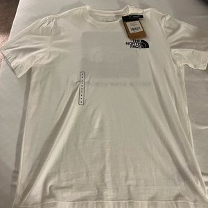 North Face Shirt (Size Medium)